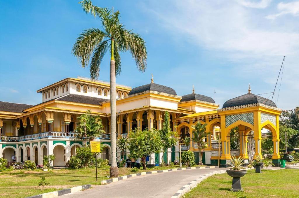 Hotel Pardede International Medan Dış mekan fotoğraf