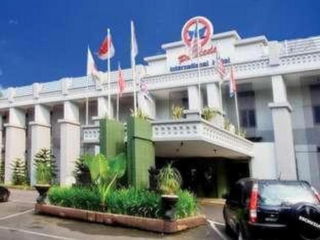 Hotel Pardede International Medan Dış mekan fotoğraf