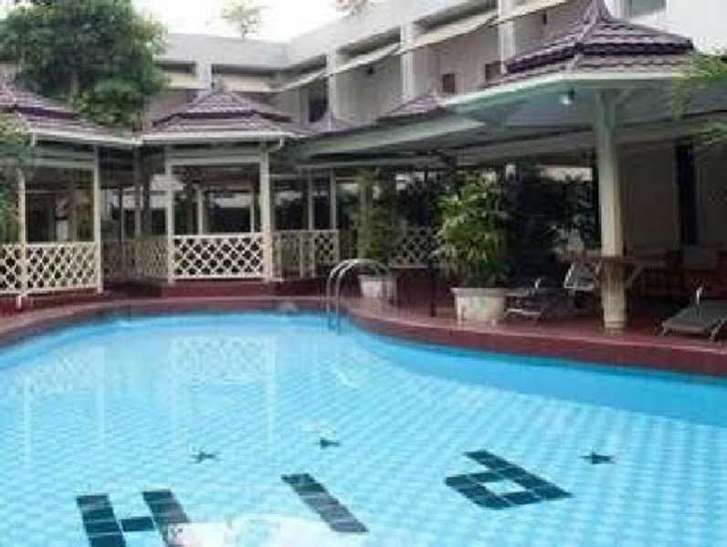 Hotel Pardede International Medan Dış mekan fotoğraf